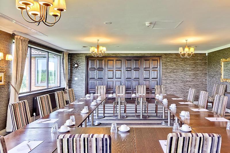 The Residence At The Nottinghamshire Golf Countr image