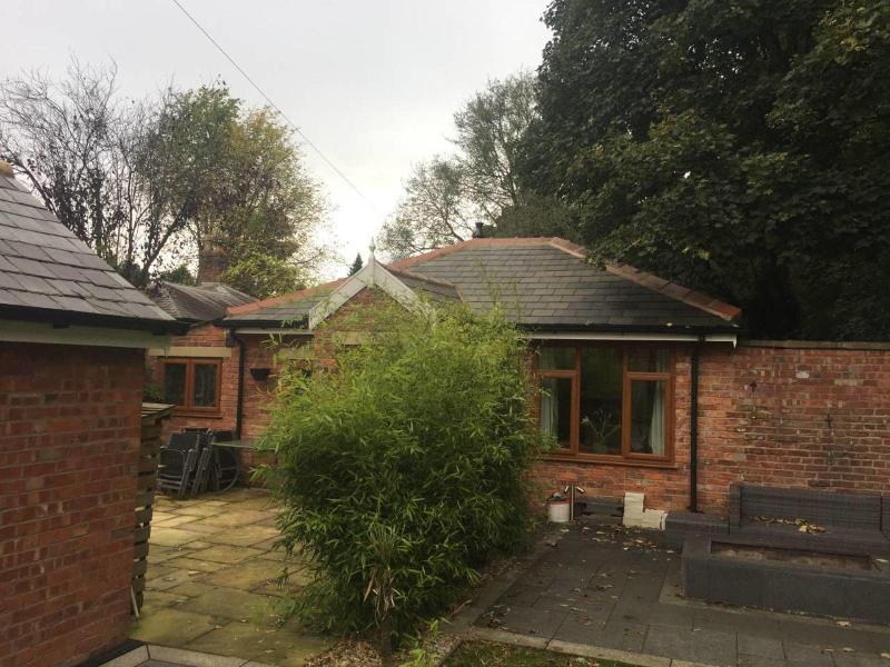 Luxury 1bedroom Lodge In Prestwich image