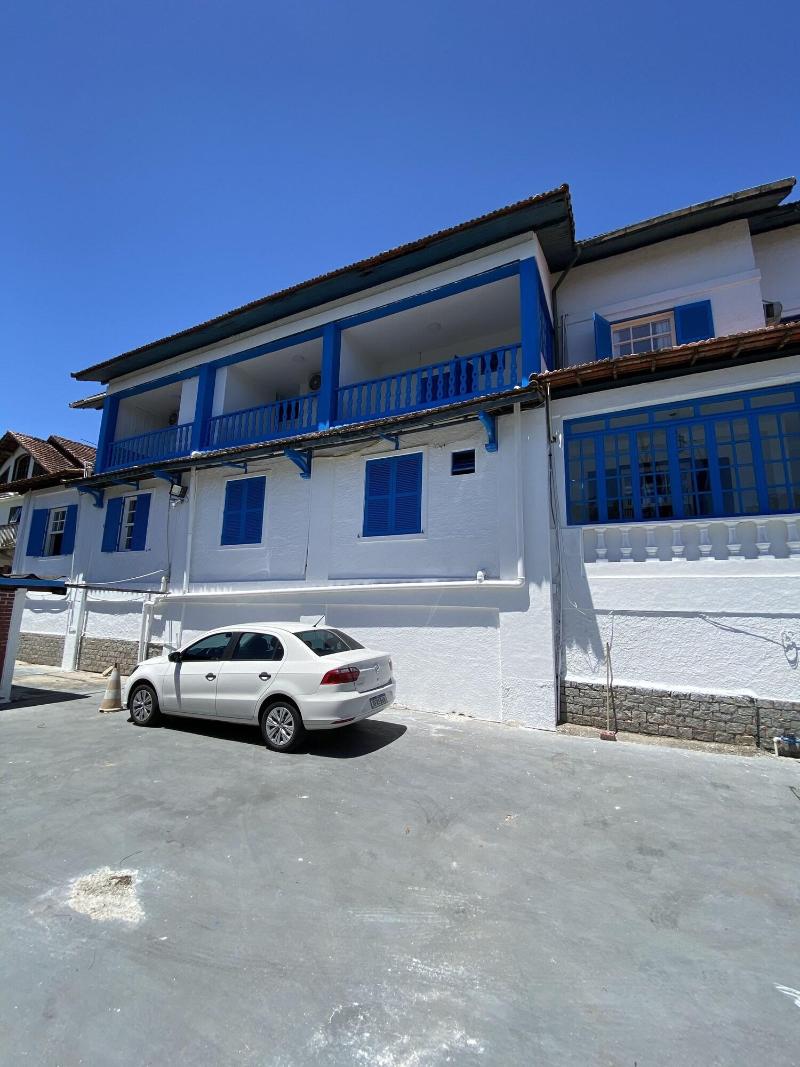 Hotel Montanas image