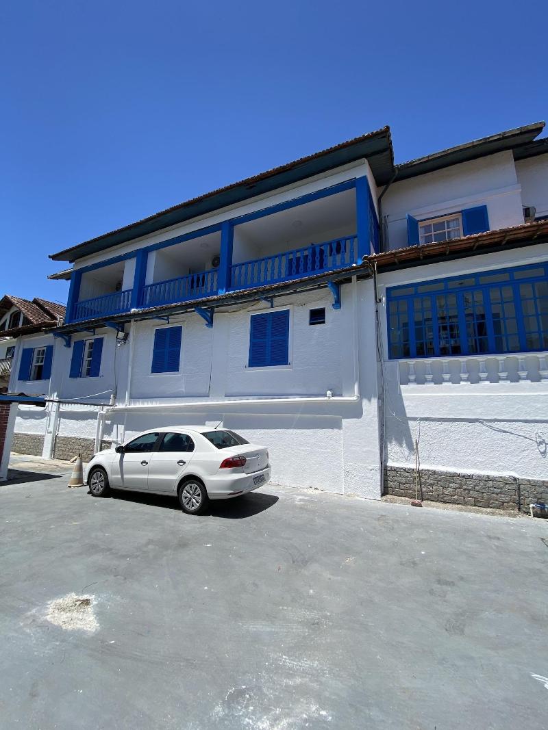 Hotel Montanas image