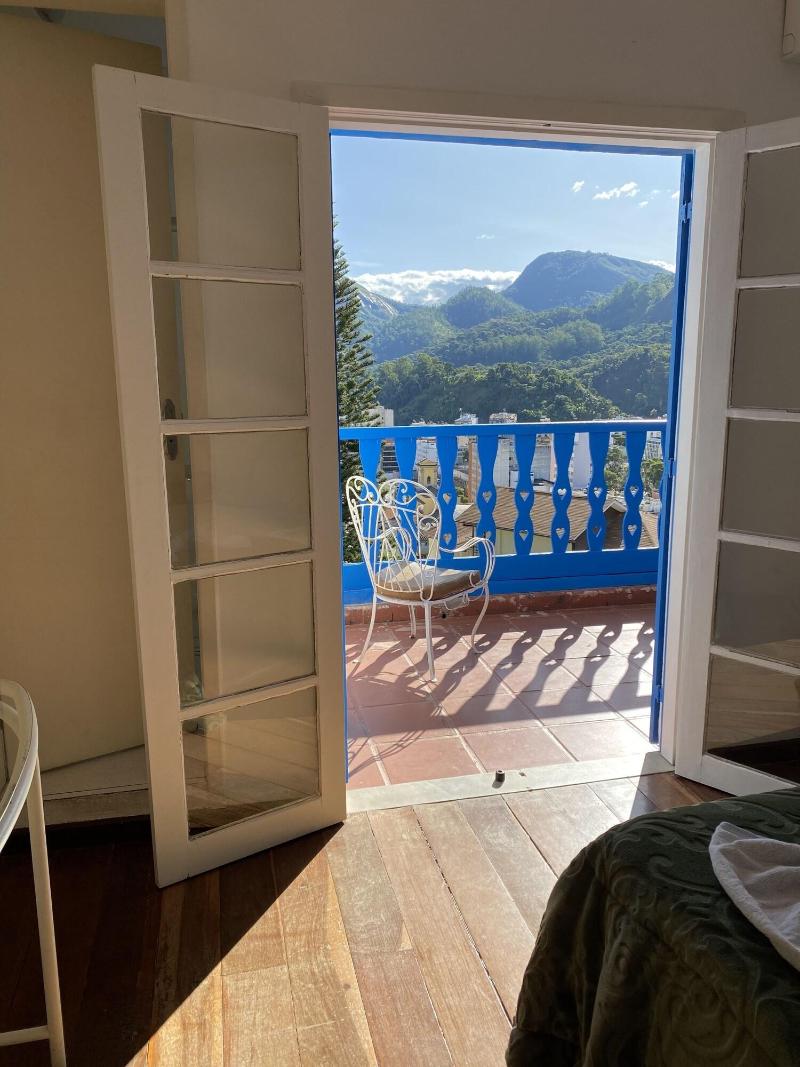 Hotel Montanas image