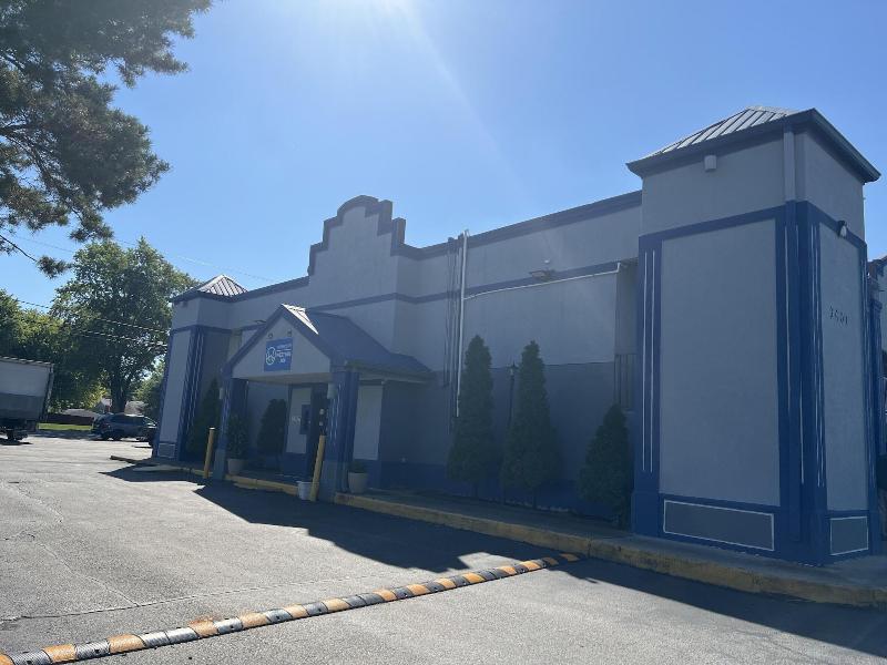 Indysouth Western Inn image