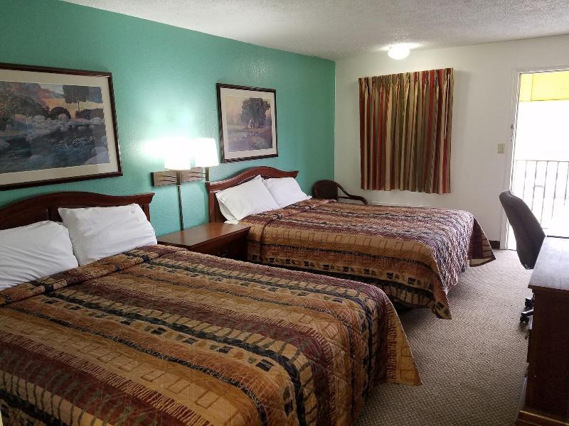 Indysouth Western Inn image