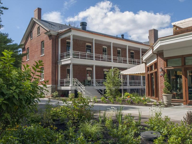 Inn At Diamond Cove image