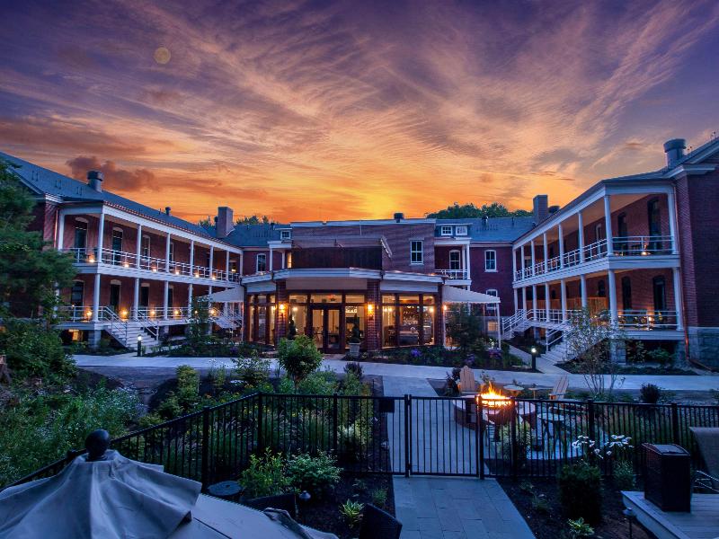 Inn At Diamond Cove image