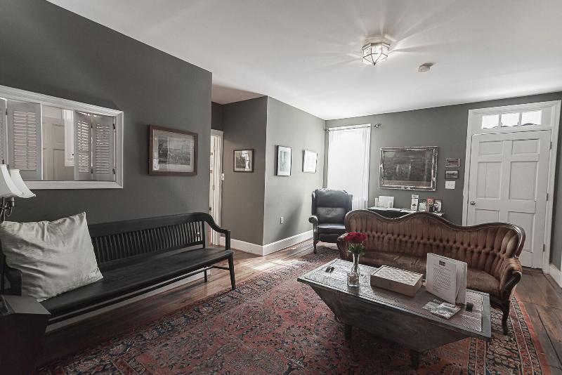 Light Horse Inn image