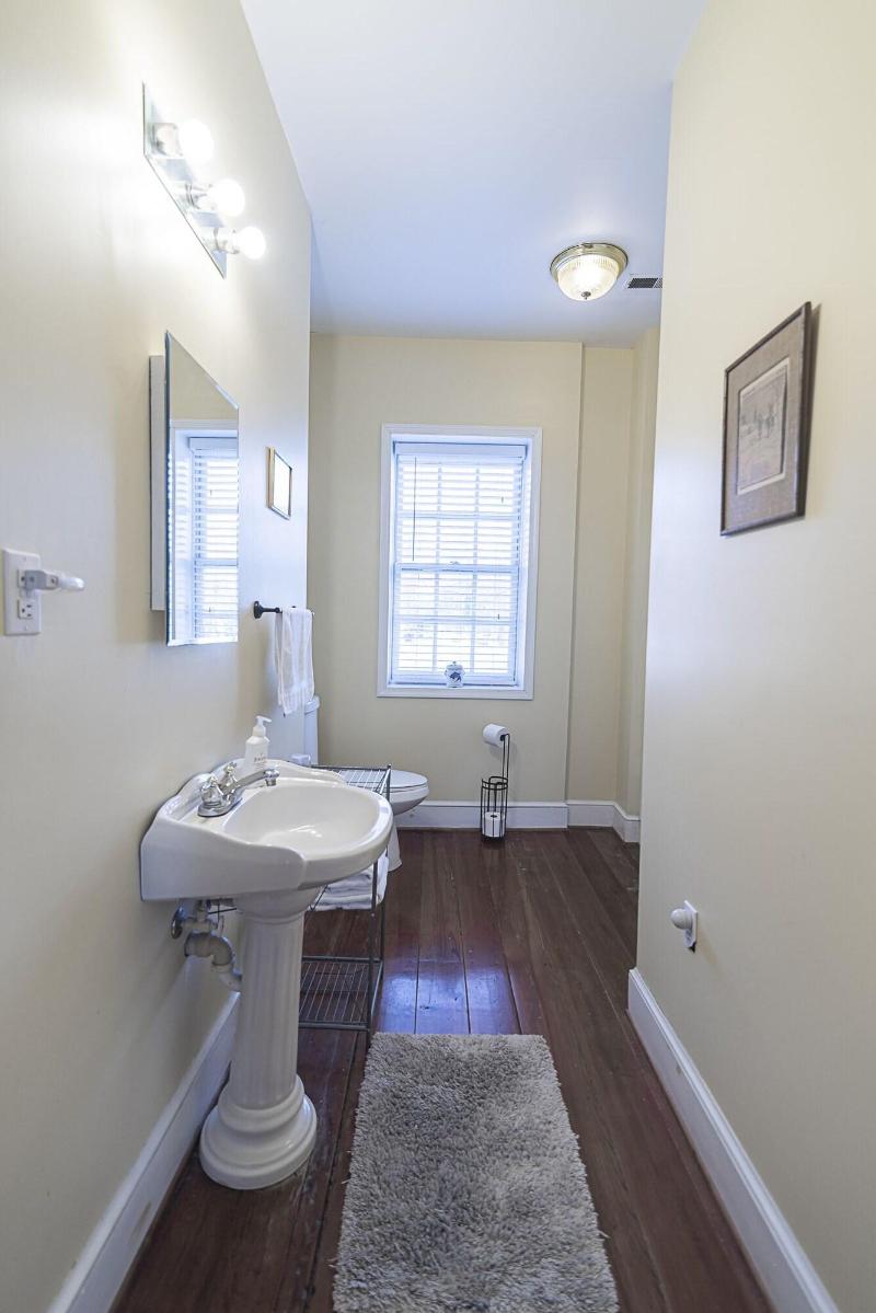 Light Horse Inn image