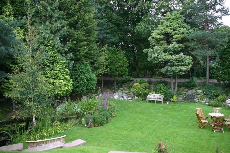 Mere Brook House image