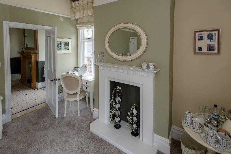Mere Brook House image
