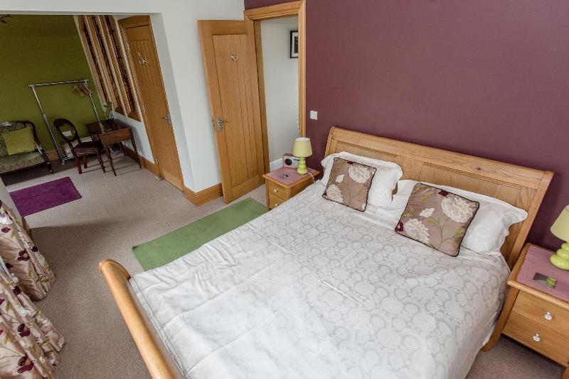 Mere Brook House image