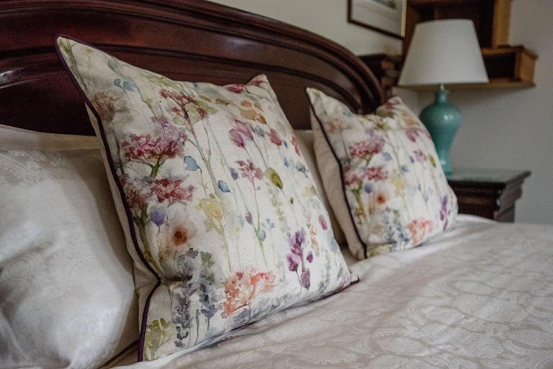 Mere Brook House image