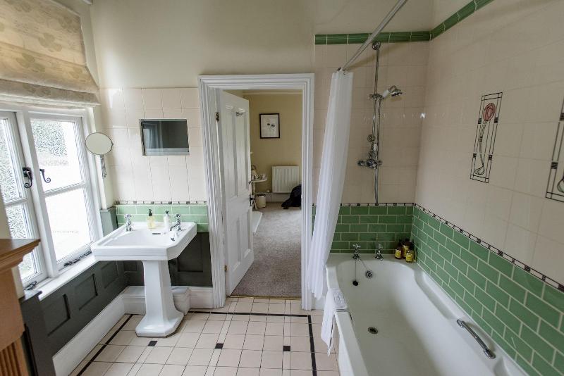 Mere Brook House image