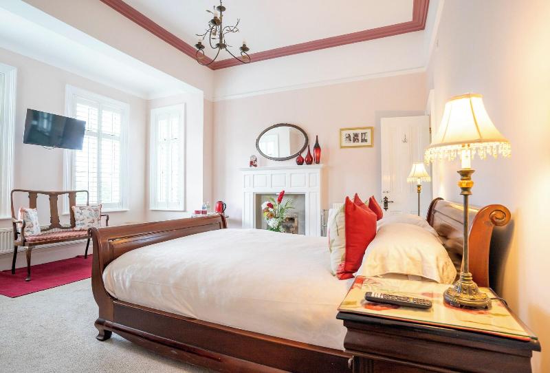Mere Brook House image