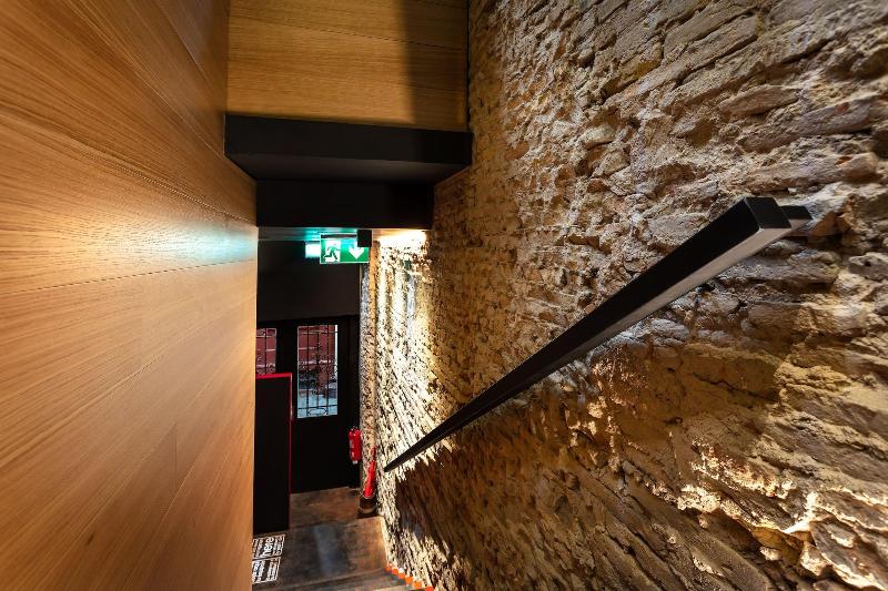 Zrooms Suites Hostel Boutique image