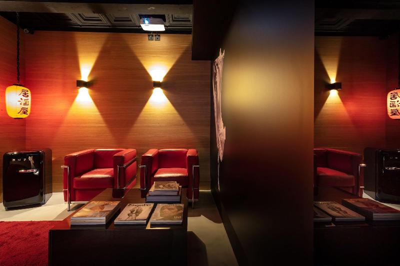 Zrooms Suites Hostel Boutique image
