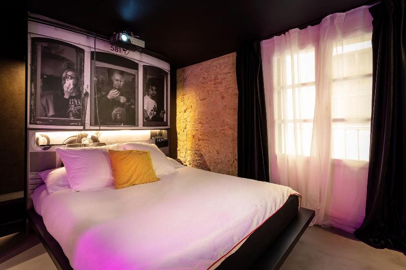 Zrooms Suites Hostel Boutique image