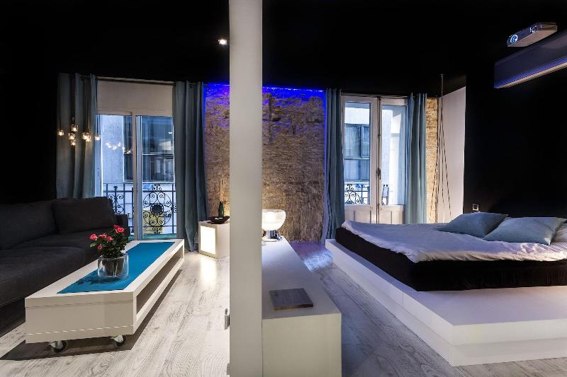 Zrooms Suites Hostel Boutique image