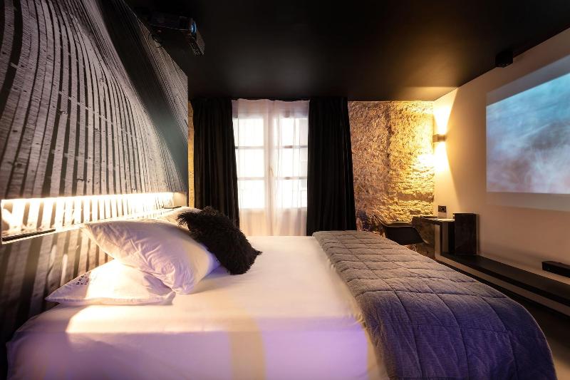 Zrooms Suites Hostel Boutique image