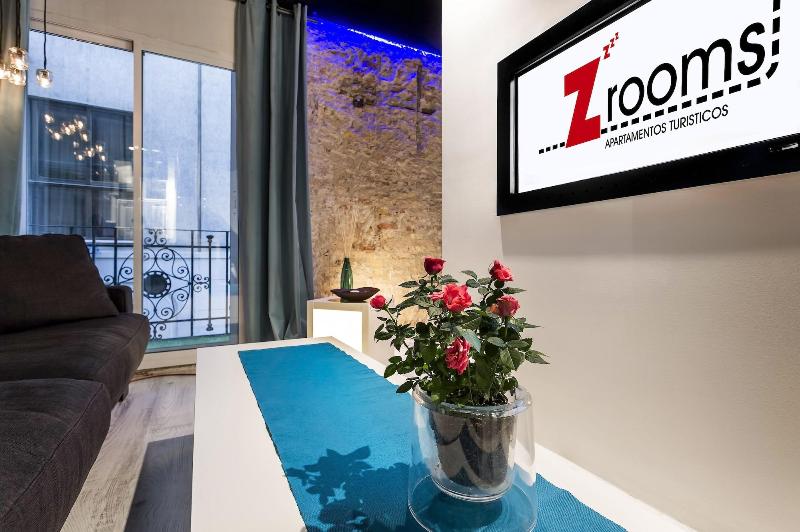 Zrooms Suites Hostel Boutique image