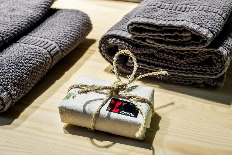 Zrooms Suites Hostel Boutique image