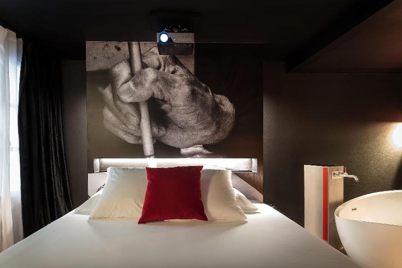 Zrooms Suites Hostel Boutique image