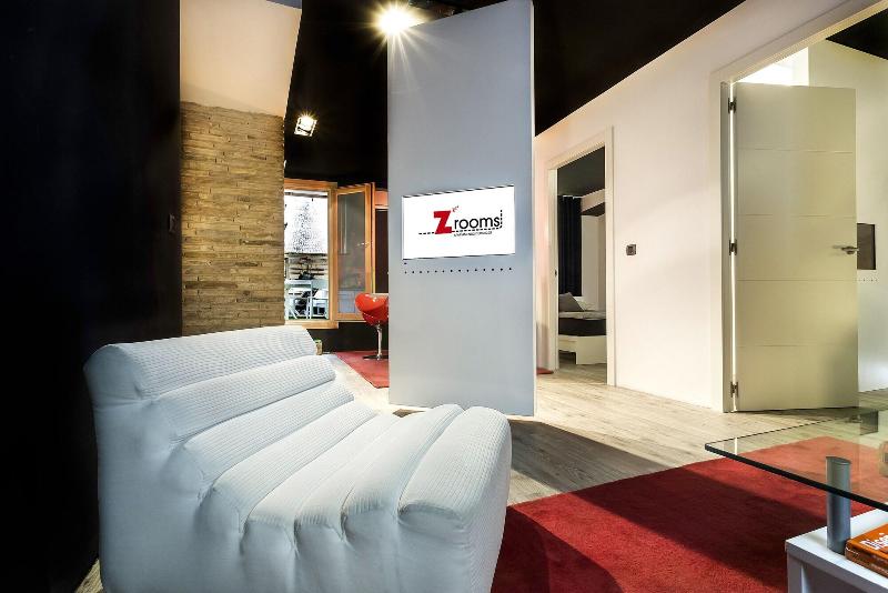 Zrooms Suites Hostel Boutique image