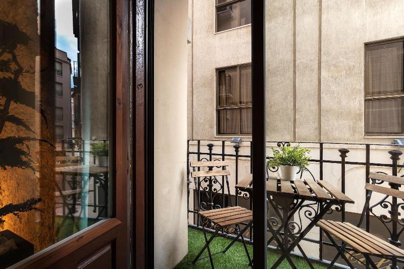 Zrooms Suites Hostel Boutique image