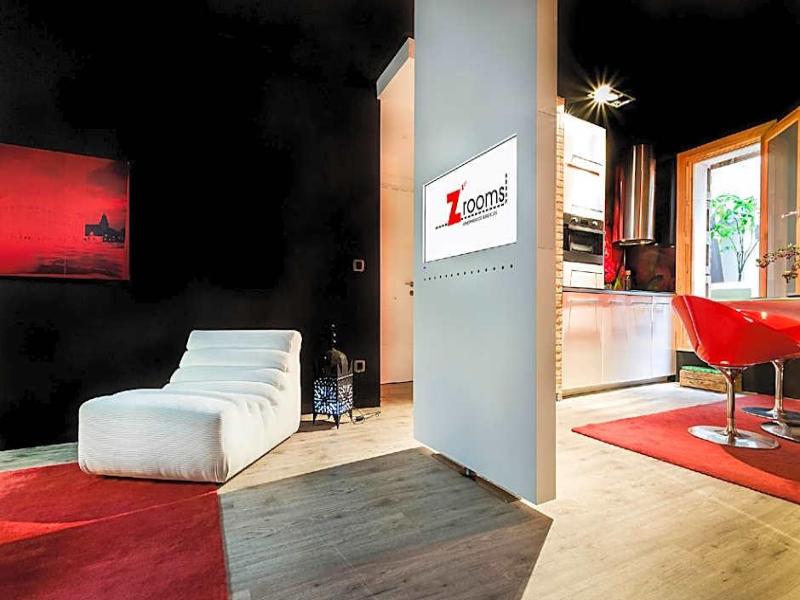 Zrooms Suites Hostel Boutique image