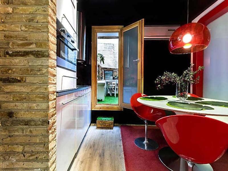 Zrooms Suites Hostel Boutique image