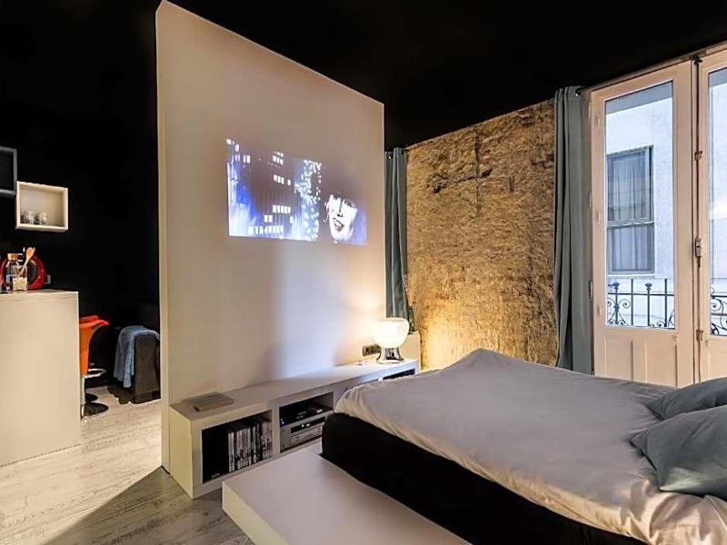 Zrooms Suites Hostel Boutique image