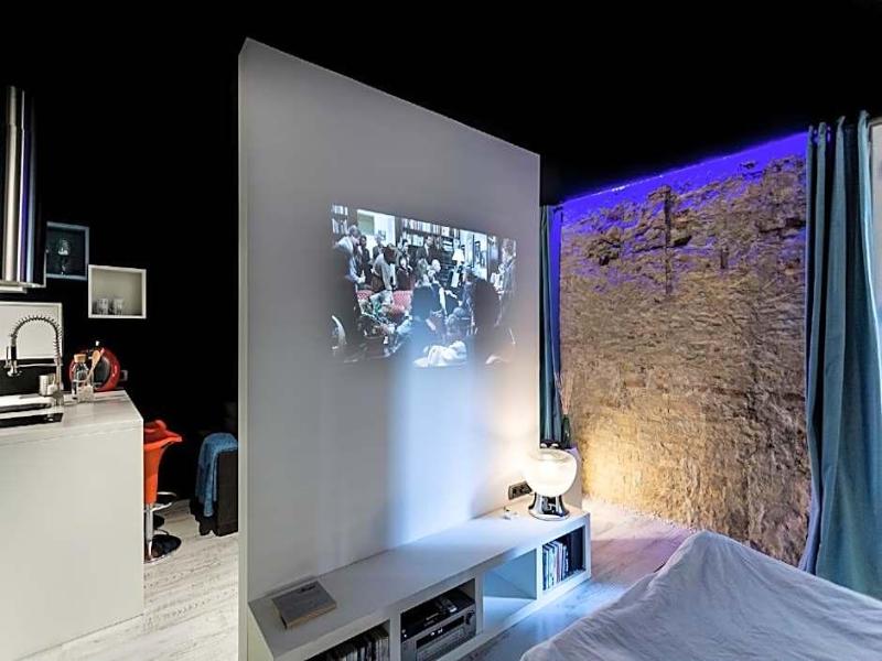 Zrooms Suites Hostel Boutique image