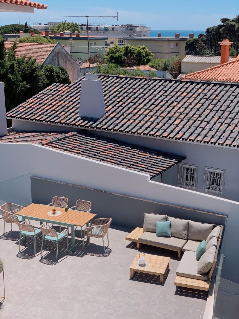 Luna House image