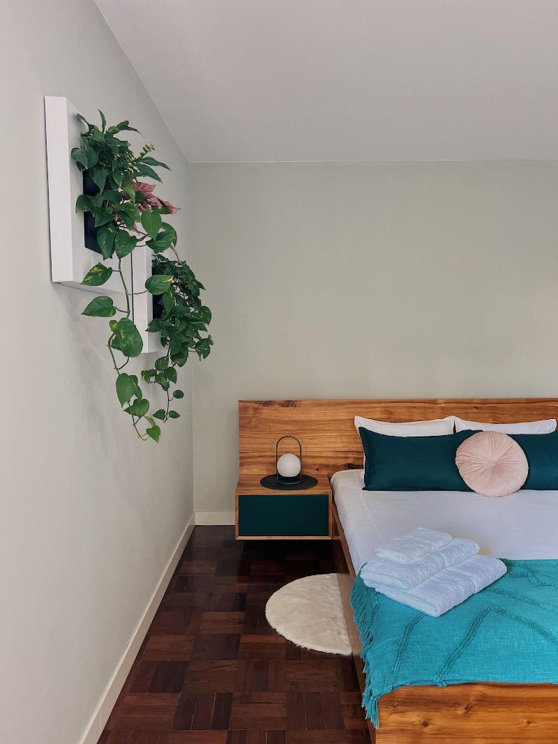 Luna House image