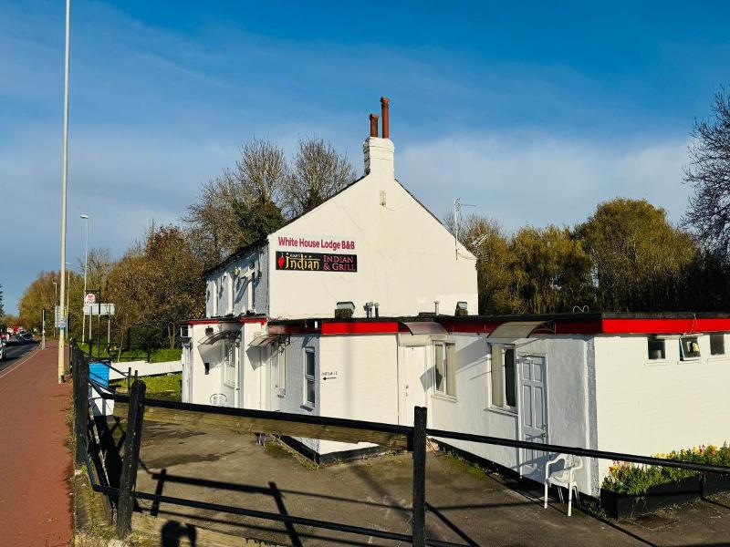 White House Lodge image