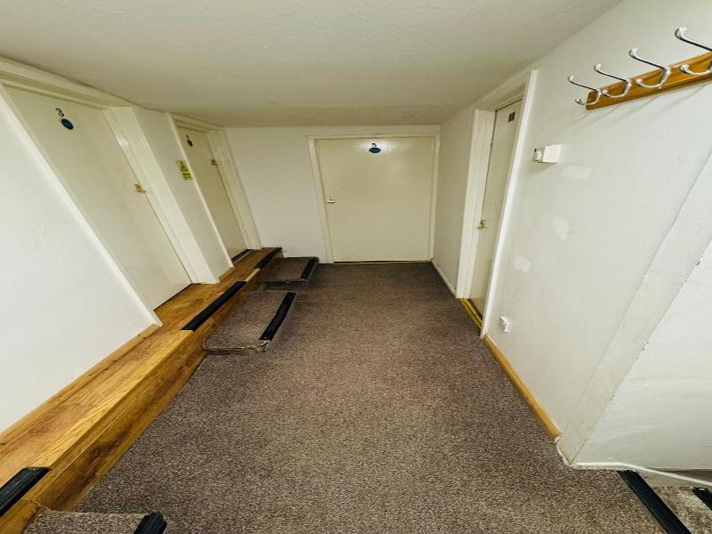 White House Lodge image