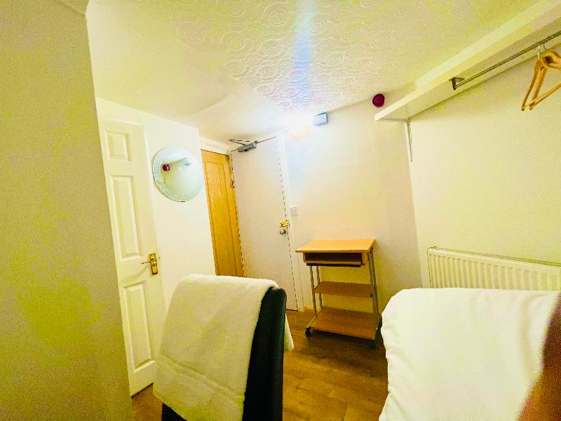 White House Lodge image
