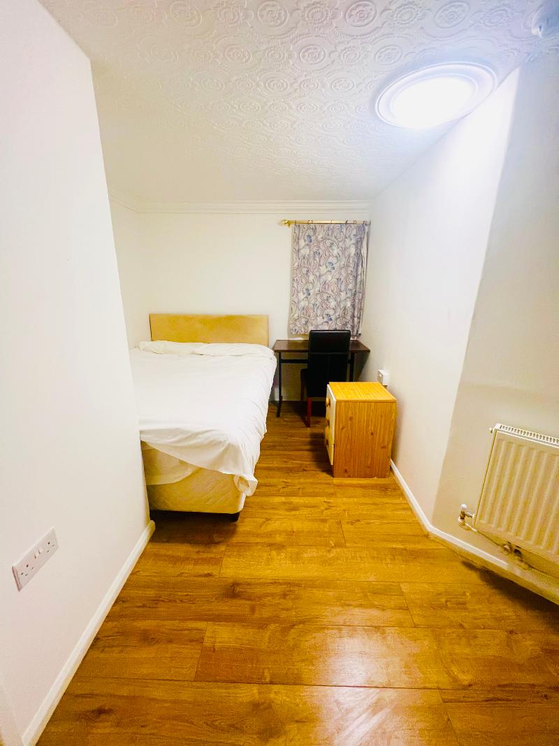 White House Lodge image