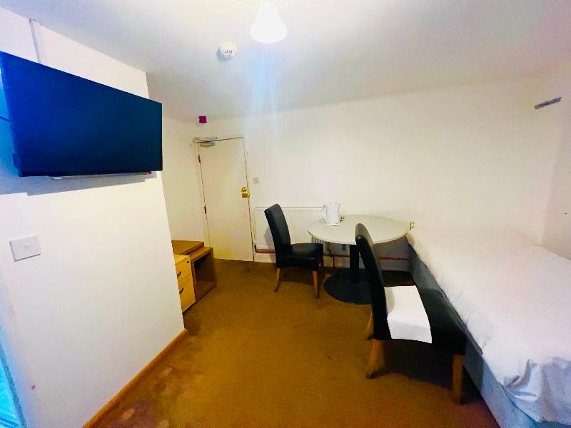 White House Lodge image