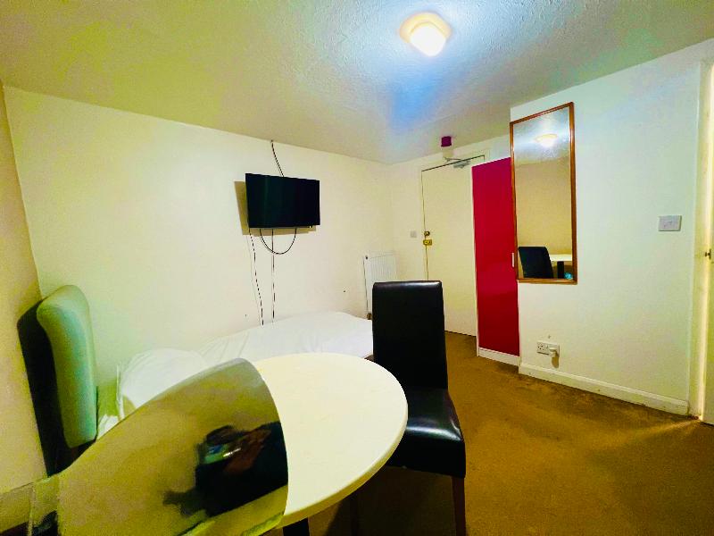 White House Lodge image