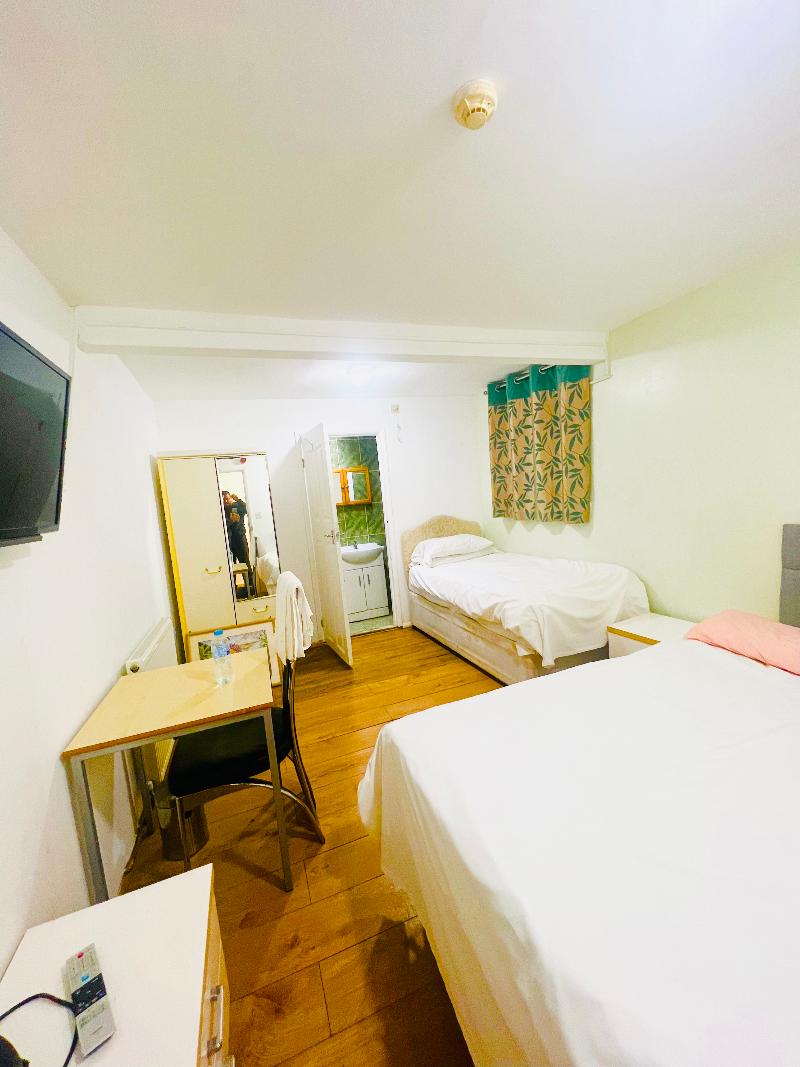 White House Lodge image