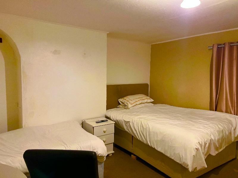 White House Lodge image