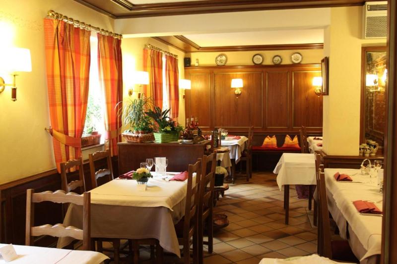 Logis Hotel Restaurant A L'etoile image