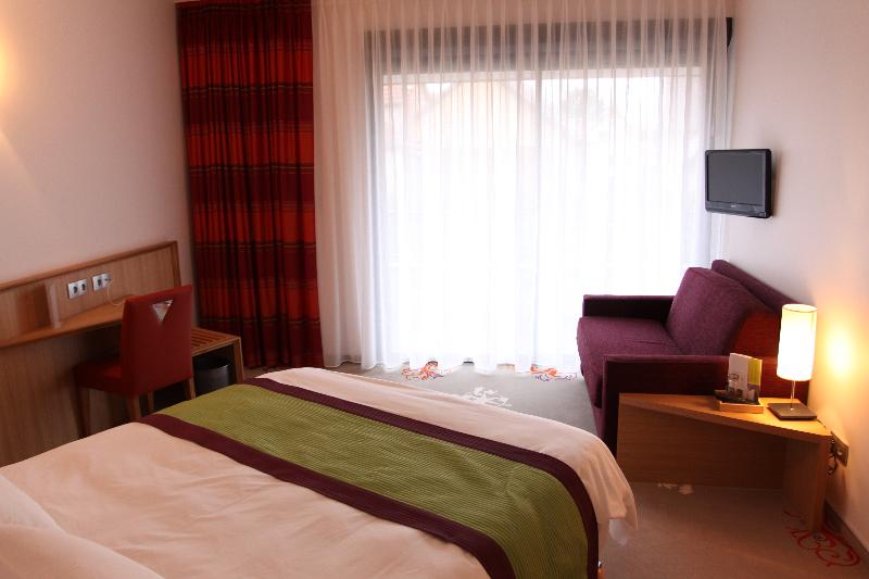 Logis Hotel Restaurant A L'etoile image