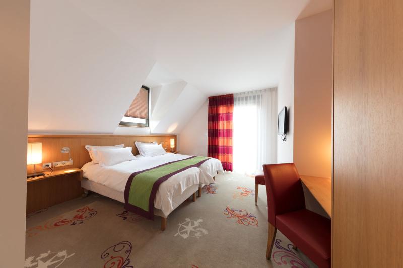 Logis Hotel Restaurant A L'etoile image