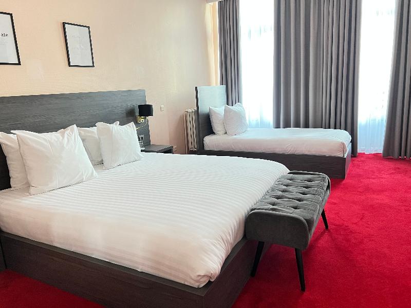 La Bourse Hotel image