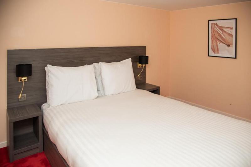 La Bourse Hotel image