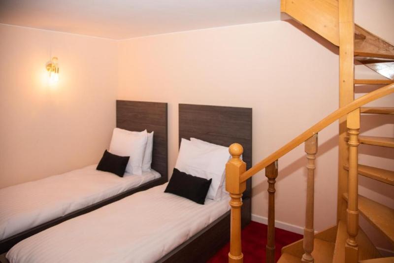 La Bourse Hotel image