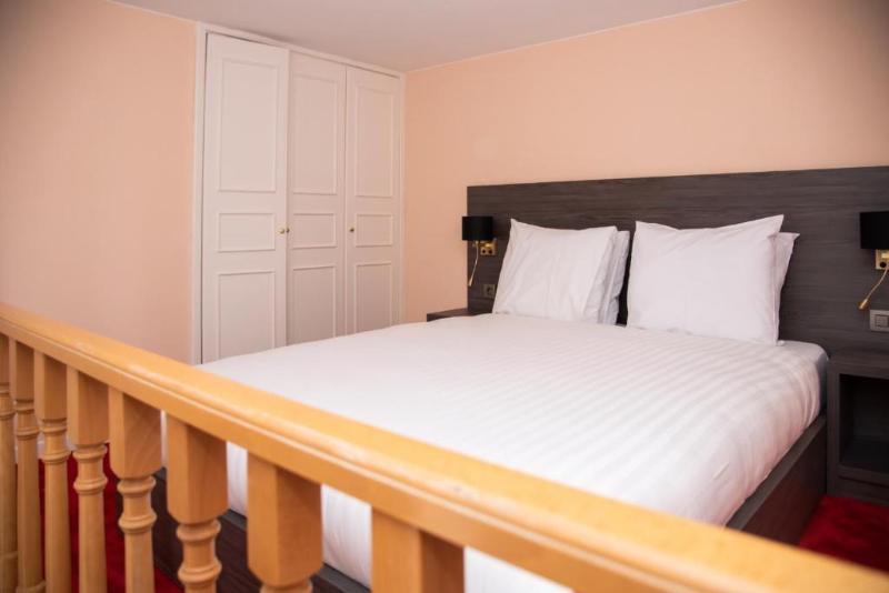 La Bourse Hotel image