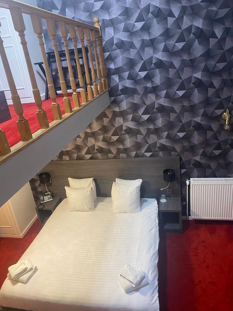 La Bourse Hotel image