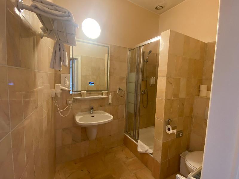 La Bourse Hotel image